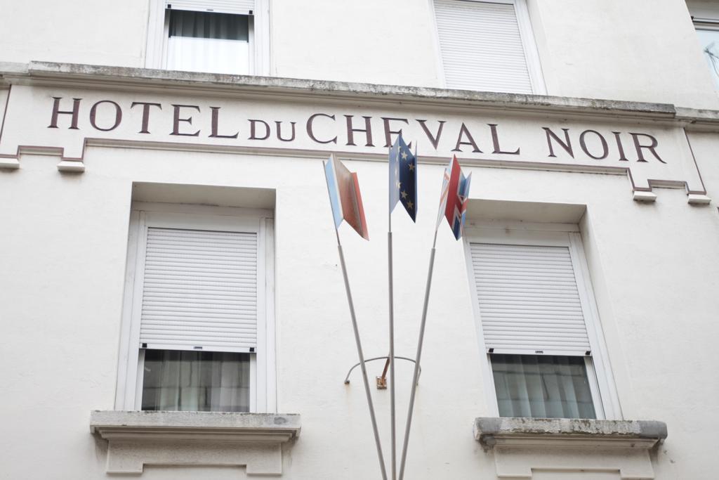 Urban Style, Hotel Le Cheval Noir, Saint-Etienne Exterior foto